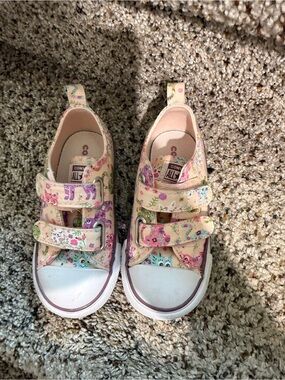 Converse Toddler Cats/Floral Canvas Velcro Sneakers NWT